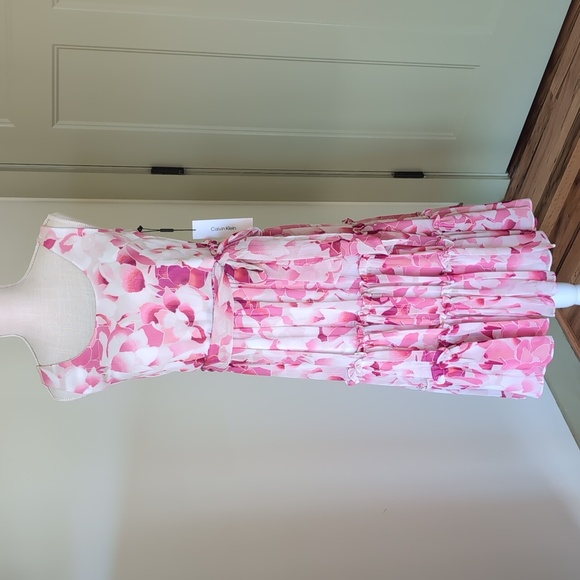 Calvin Klein spring dress - Picture 1 of 11